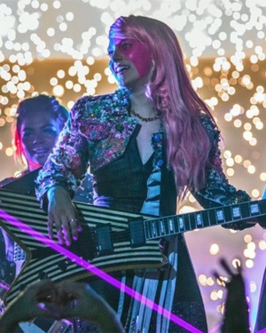 7 Rockin' New Photos from JEM AND THE HOLOGRAMS