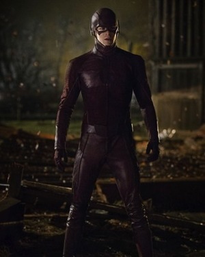 ARROW and THE FLASH Creator Talks Costumes and That Comic Book Feeling