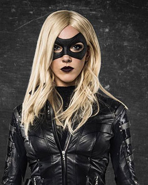ARROW: Katie Cassidy Suits Up as Black Canary