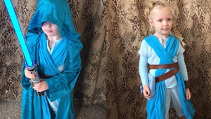 Awesomely Cute Rey and Elsa Jedi Kid Cosplay Mashup