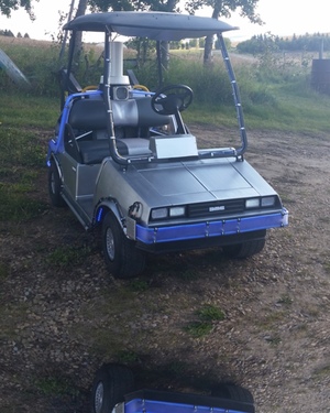 BACK TO THE FUTURE DeLorean Time Machine Golf Cart 