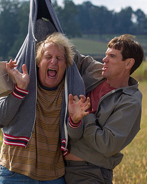 DUMB AND DUMBER TO — 15 Photos and 3 Minutes of Footage