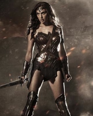 First Look at Gal Gadot as Wonder Woman in BATMAN V SUPERMAN