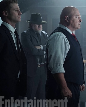 First Look at Michael Chiklis In GOTHAM as Captain Nathaniel Barnes