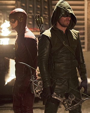First Photos from THE FLASH and ARROW Crossover
