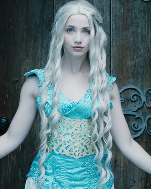 GAME OF THRONES Meets Taylor Swift in This Music Video Mashup