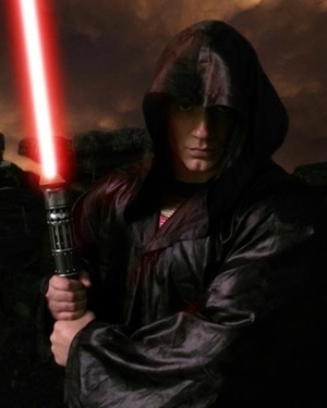 Henry Cavill… Super Sith Lord!? 
