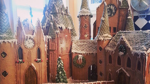 Hogwarts Looks Delicious When It's Made Completely Out of Gingerbread