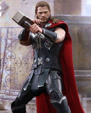 Hot Toys AVENGERS: AGE OF ULTRON Thor Action Figure