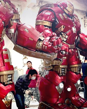 Hot Toys Workers Building Full-Size Hulkbusters from AVENGERS: AGE OF ULTRON