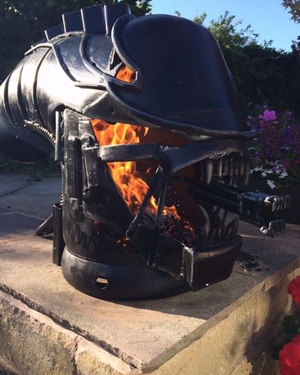 In The Backyard, No One Can Hear You Burn: ALIEN Xenomorph-Themed Wood Burner