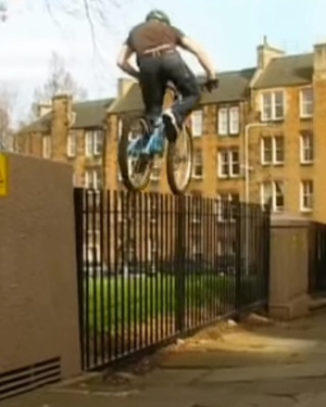Insane Bike Parkour Stunts 