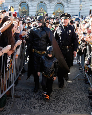 Julia Roberts Attached To Star in Remake of BATKID BEGINS Documentary