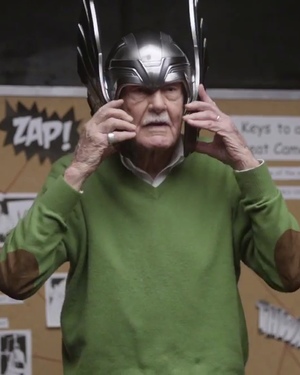 Kevin Smith Directs Stan Lee in Cameo Acting School Comedy Sketch