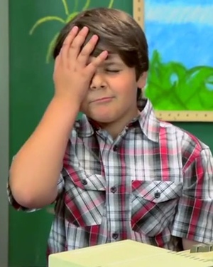 Kids Hilariously React to an Old Apple II Computer