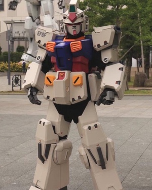 Mind-Blowingly Cool Gundam Mobile Suit Cosplay