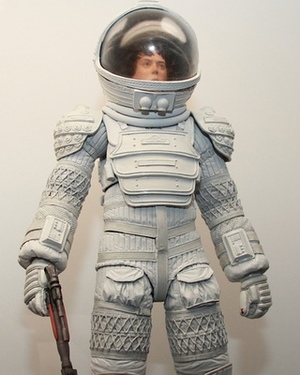 Must Own ALIEN Space-Suited Action Figures