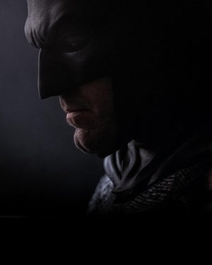 New Photo of Ben Affleck as Batman in BATMAN V SUPERMAN