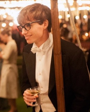 New Trailer for Stephen Hawking Biopic THE THEORY OF EVERYTHING