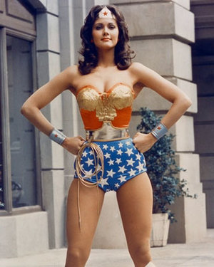 Original Wonder Woman Lynda Carter on Gal Gadot’s Costume