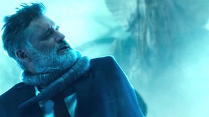 Review: INDEPENDENCE DAY: RESURGENCE Sucked Alien Balls