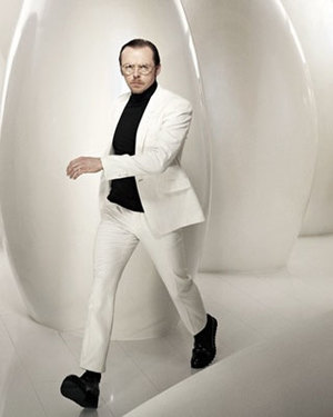 Simon Pegg Addresses STAR WARS Rumors, Gives a Clue?