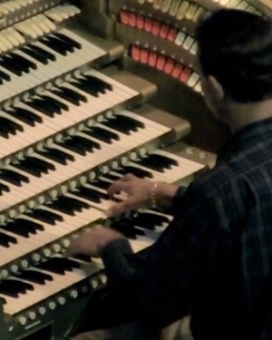 STAR WARS Main Title Theme Epically Played on Organ