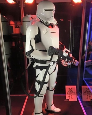 STAR WARS: THE FORCE AWAKENS - Photos of Costumes, Props, Ships, and More