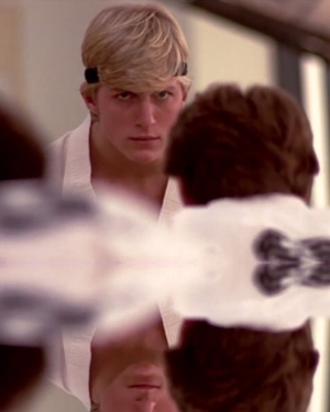 THE KARATE KID's Johnny Lawrence Gives Great Anti-Bullying Talk