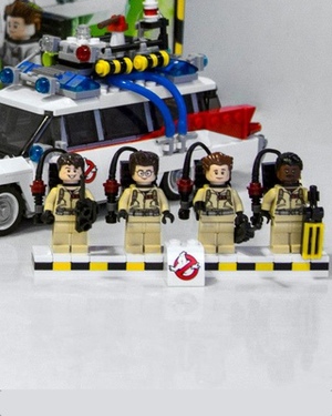 The Official GHOSTBUSTERS Ecto-1 LEGO Play Set Revealed