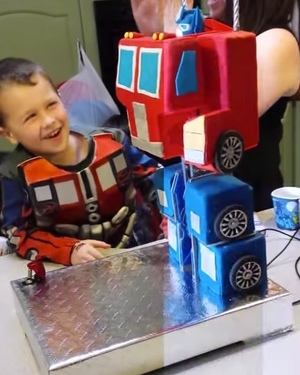 Transforming Optimus Prime Birthday Cake