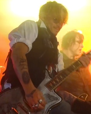 Watch Johnny Depp Rock Out with Marilyn Manson - 