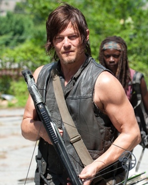 Will Daryl Be Killed Off on THE WALKING DEAD?!