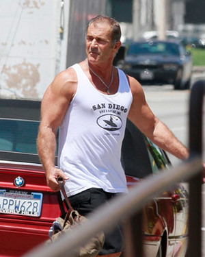 THE EXPENDABLES 3 - Set Photos of Statham, Gibson, and Lundgren