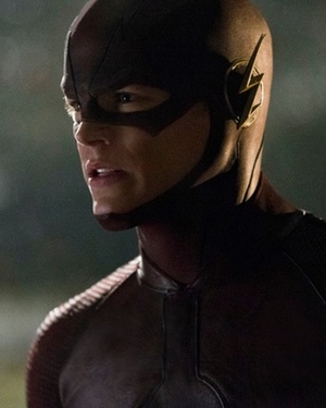 5-Minute Trailer for THE FLASH TV Series and 2 Photos