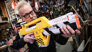 Adam Savage Reviews NERF's ALIENS Pulse Rifle