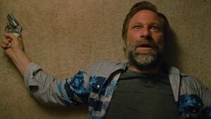 Aaron Eckhart Plays a Mentally Unstable Detective in Trailer For The Mystery Thriller WANDER