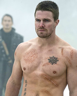 ARROW's Stephen Amell Comments on Shocking Mid-Season Finale Ending