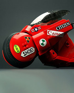 Awesome LEGO Model for AKIRA Motorcycle