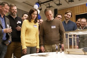 Big Actors Playing Tiny Characters in DOWNSIZING Is Only A Little Disappointing - One Minute Movie Review