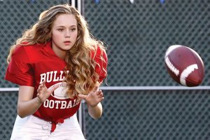 Brec Bassinger Joins 47 METERS DOWN - UNCAGED