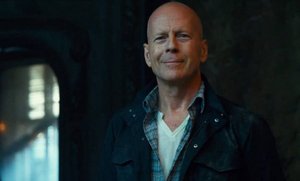 Bruce Willis Is Looking Pretty Happy After Announcing His Retirement