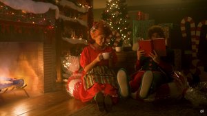 Christmas Elves Vs. Fantasy Elves Comedy Sketch Illustrates Awkward Holiday Family Conversations