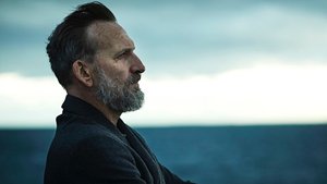 Christopher Eccleston Joins Daisy Ridley in The Disney+ Film YOUNG WOMAN AND THE SEA