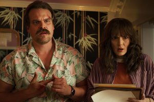 David Harbour and Winona Ryder Answer Most Searched Questions About Themselves