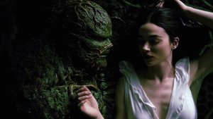 DC's SWAMP THING Series Gets a Romantic New Promo Spot - Swamp Thing Water Embrace