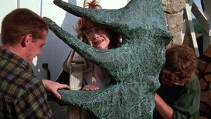  Delia Deetz's Statue From BEETLEJUICE Stolen From BEETLEJUICE 2 Set and Police Are Looking For It