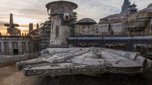 Disney Shares Official Photo of The Millennium Falcon at STAR WARS: GALAXY'S EDGE