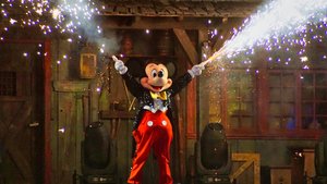 Disneyland's FANTASMIC! Show Returns This Week One Year After its Giant Dragon Caught Fire