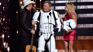 Even William Shatner Loved STAR WARS: THE FORCE AWAKENS!